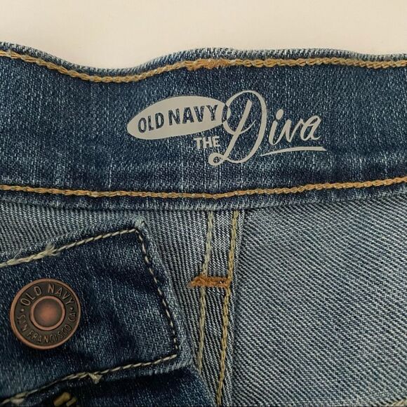 Old Navy diva denim shorts - Picture 5 of 8
